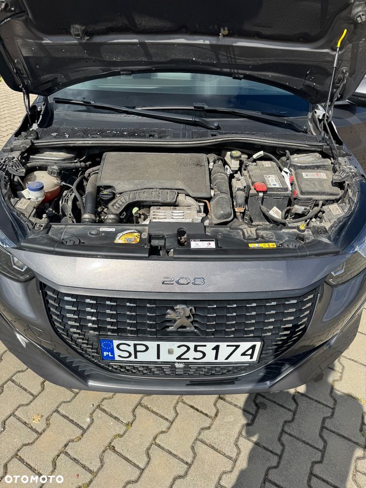 Peugeot 208 - 31