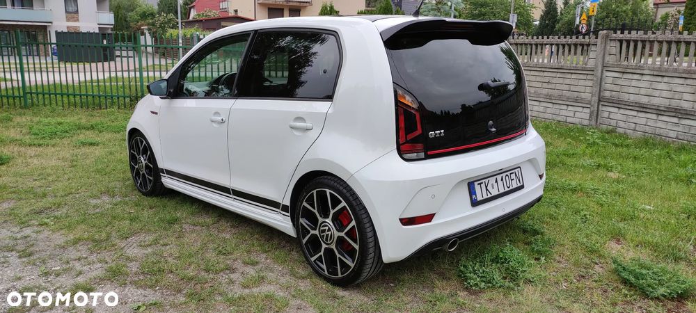 Volkswagen up! 1.0 TSI GTI - 6