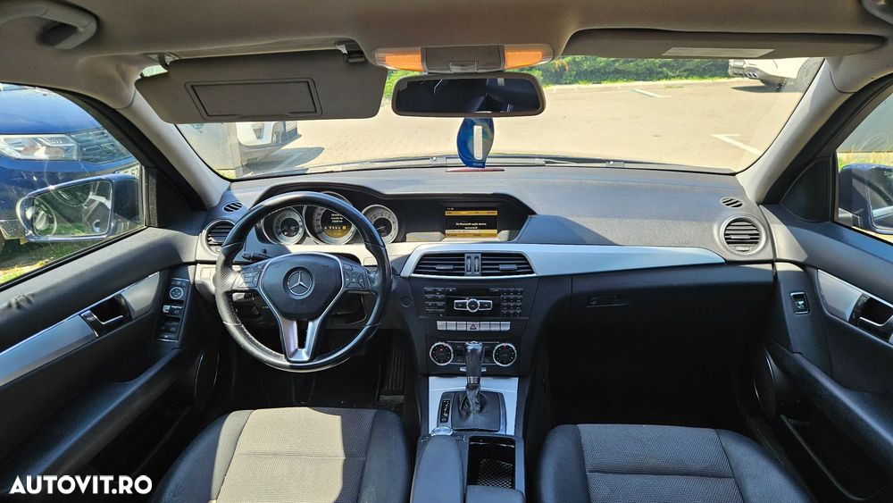 MERCEDES-BENZ C-Class 2011 — imagine 9
