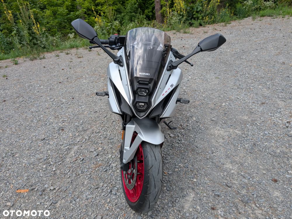 Suzuki GSX - 4