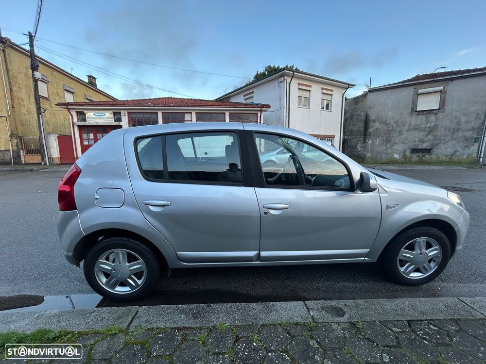 Dacia Sandero 1.2 16V Comfort - 6