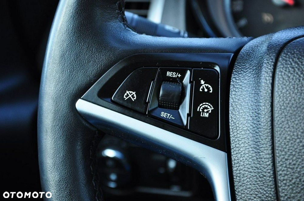 Opel Astra - 35