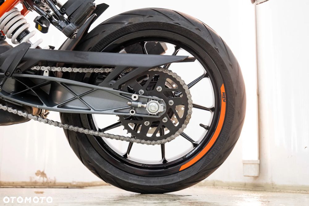 KTM Duke 125 - 33