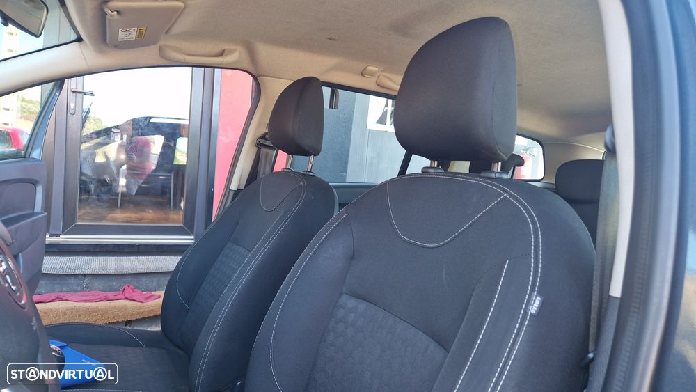 Dacia Logan MCV 0.9 TCe SL Adventure - 9