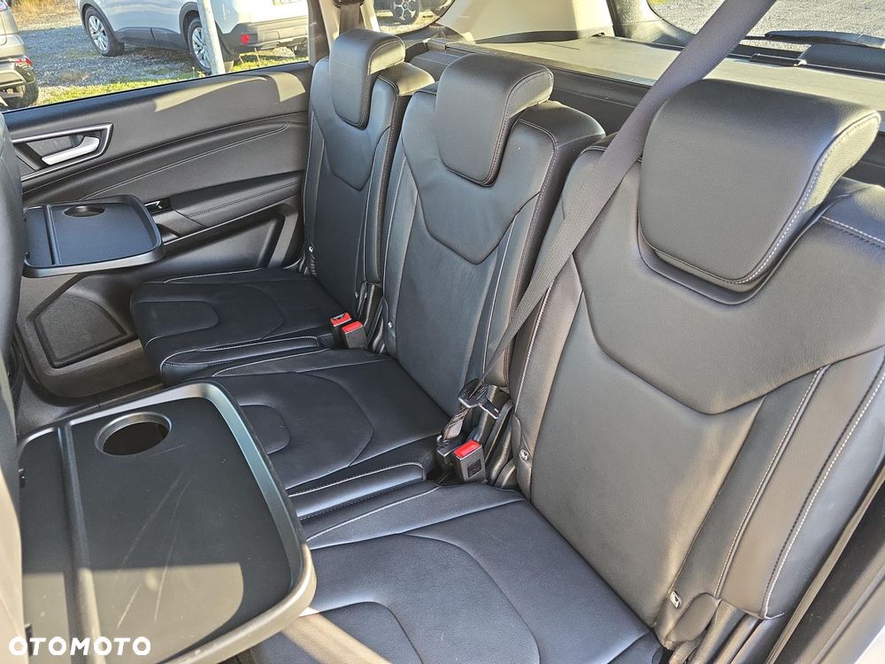 Ford S-Max 2.0 EcoBlue Titanium - 11