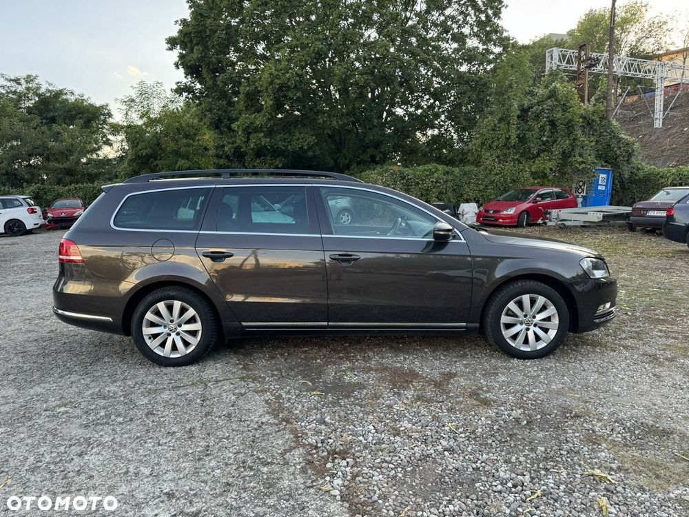 Volkswagen Passat - 6