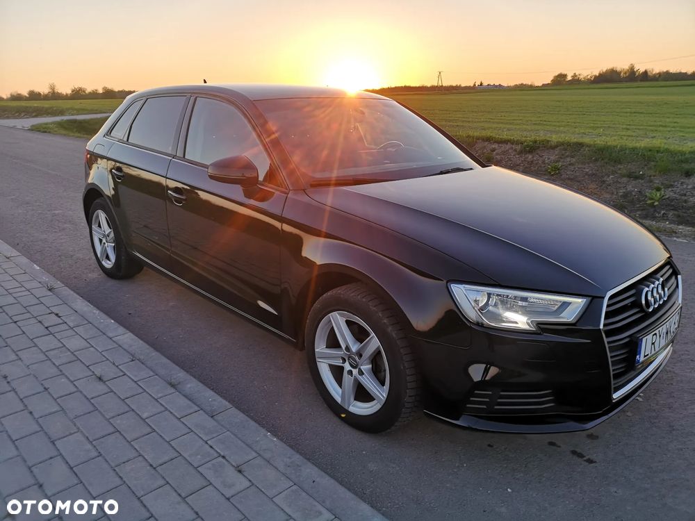 Audi A3 Sportback 1.6 TDI S tronic sport - 11