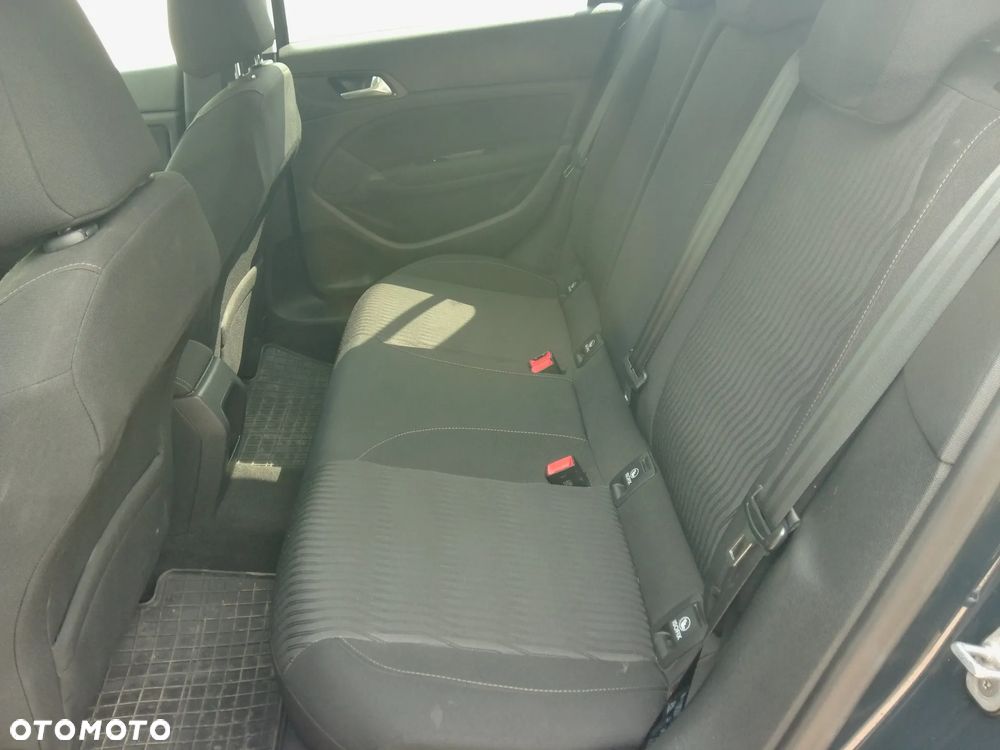 Peugeot 308 1.2 PureTech GPF GT Pack S&S - 12