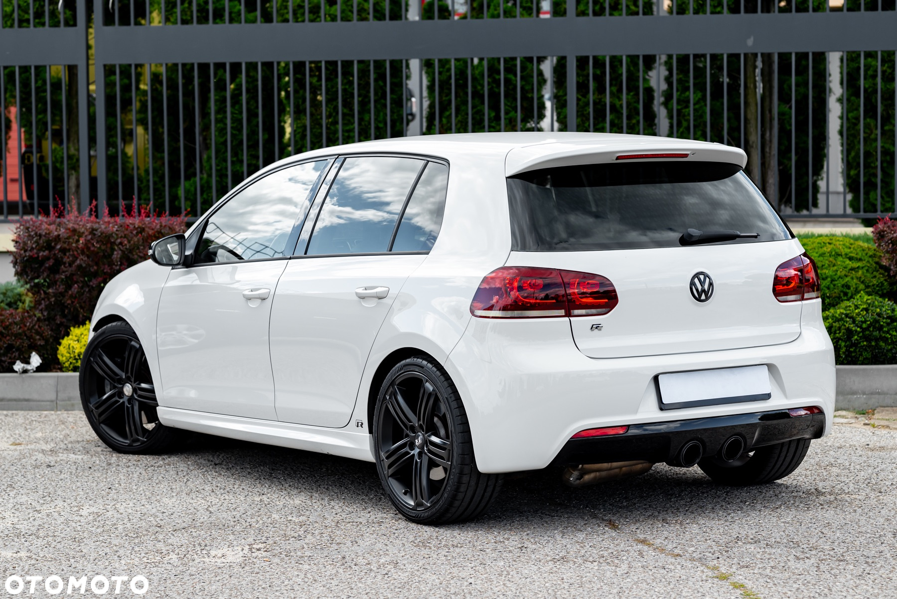 Volkswagen Golf VI 2.0 TSI 4Mot R - 11