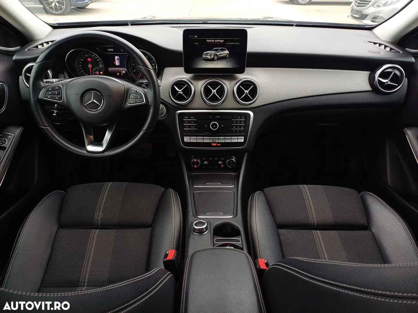 Mercedes-Benz GLA 220 4MATIC - 18