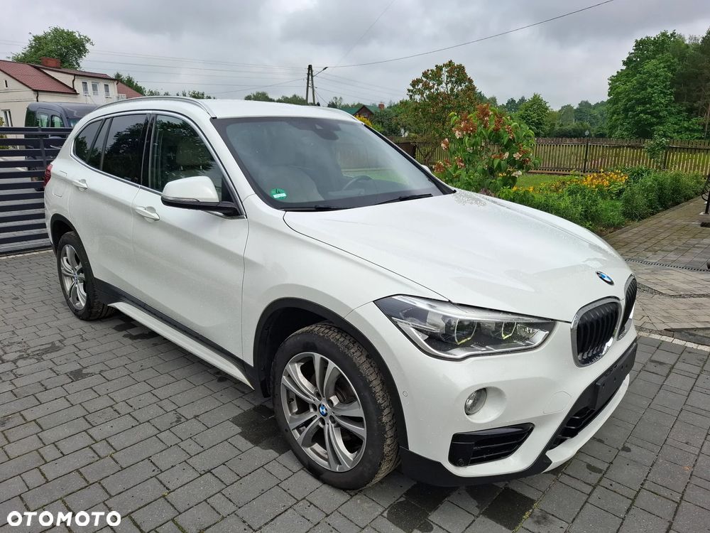 BMW X1 sDrive18d Sport Line - 3