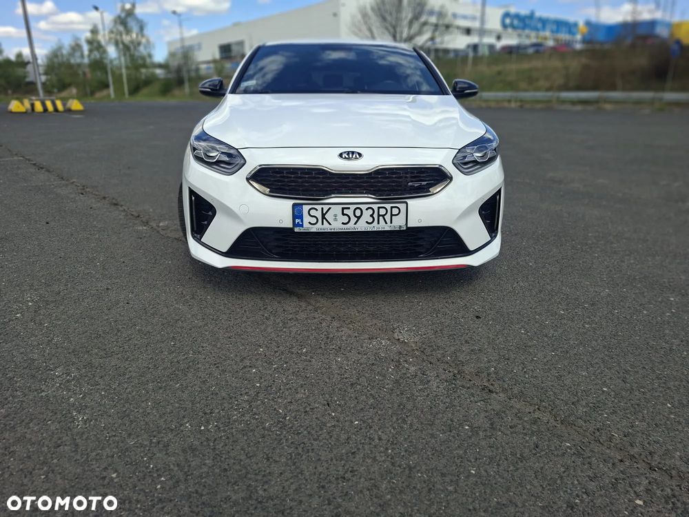 Kia ProCeed 1.6 T-GDI GT DCT - 22