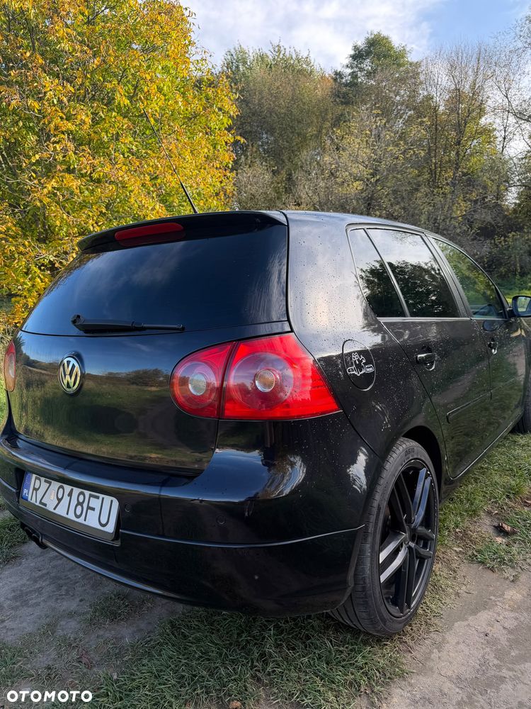 Volkswagen Golf 2008 photo 2