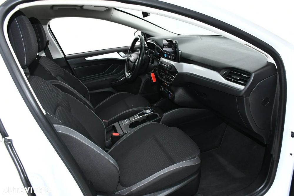 Ford Focus 1.5 EcoBlue Start-Stopp-System Aut. ACTIVE - 5