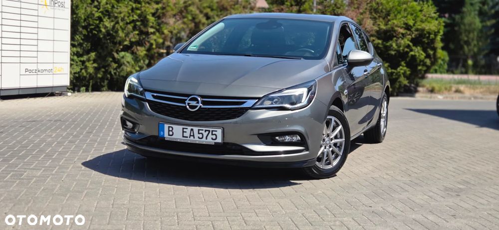 Opel Astra 1.4 Turbo Innovation - 24