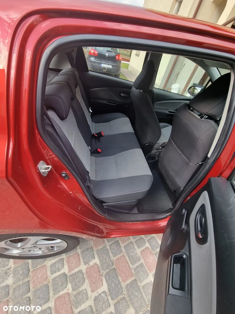 Toyota Yaris - 6