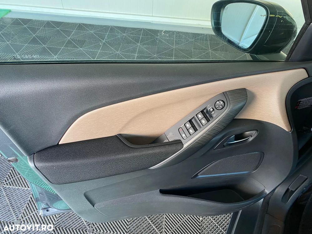 Citroën C4 Picasso - 23