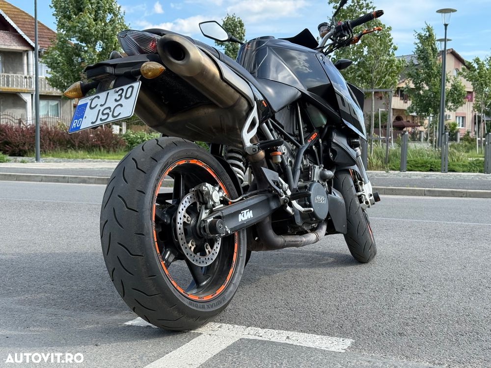 KTM 990 Super Duke - 3