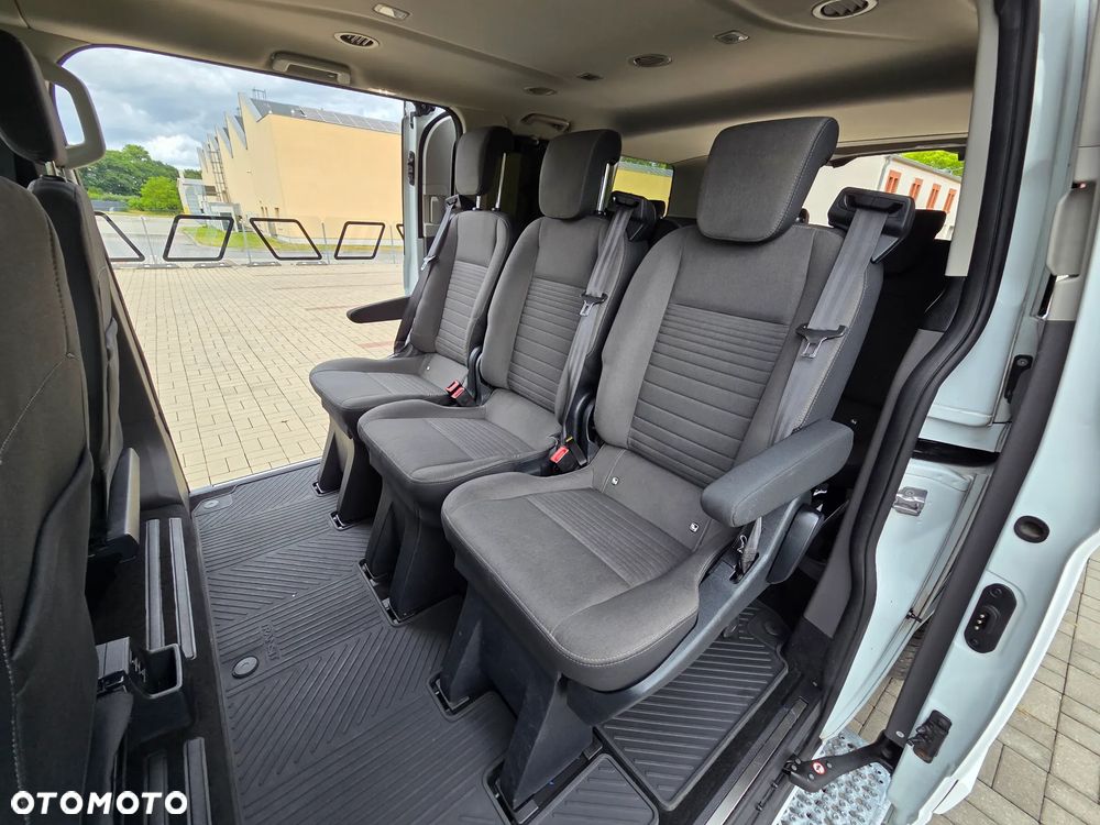 Ford Tourneo Custom 2.0 EcoBlue Hybrid L2 Trend - 25