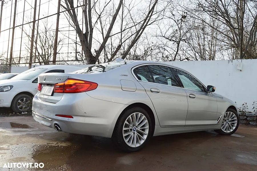 BMW Seria 5 530e AT PHEV - 29