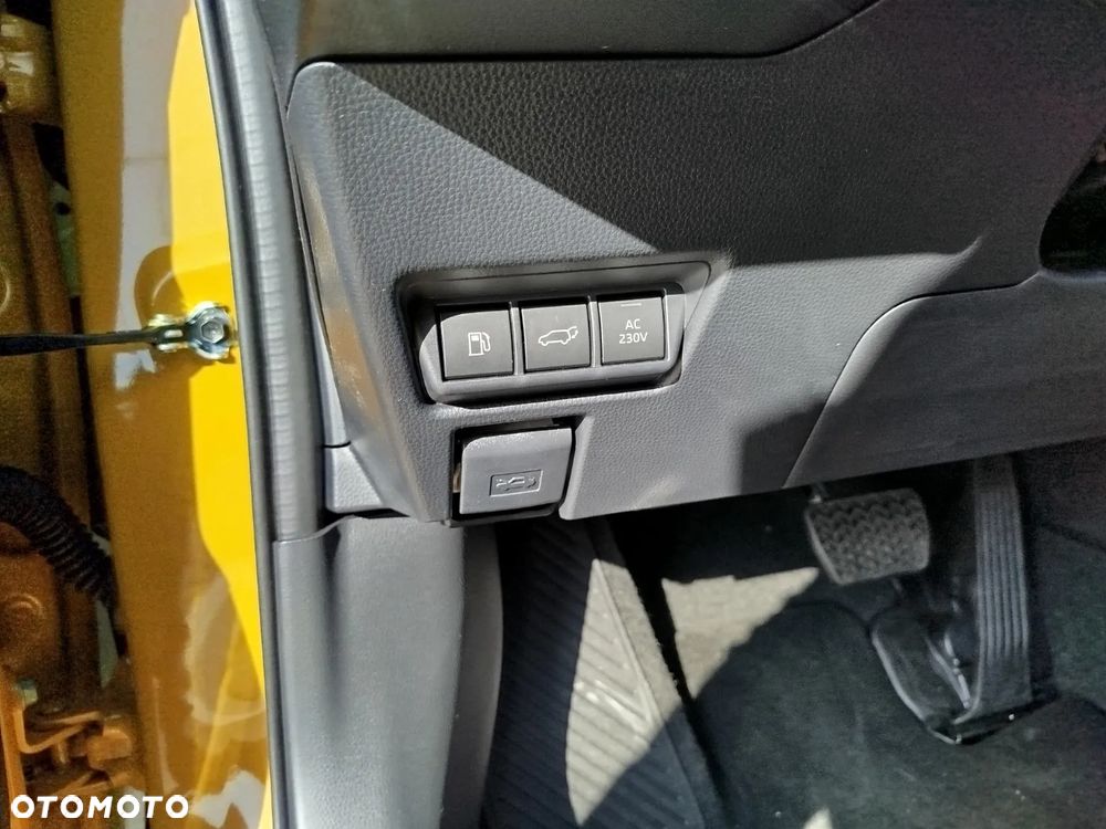 Toyota Prius Plug-in 2.0 Hybrid Executive - 10