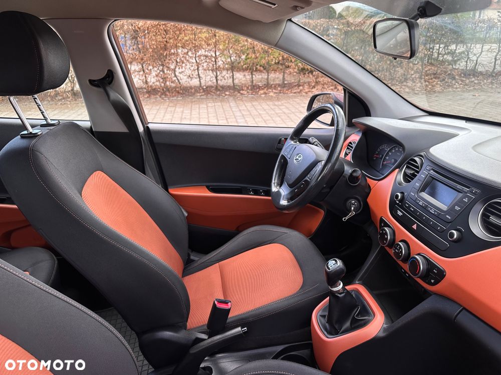 Hyundai i10 1.2 Passion - 28