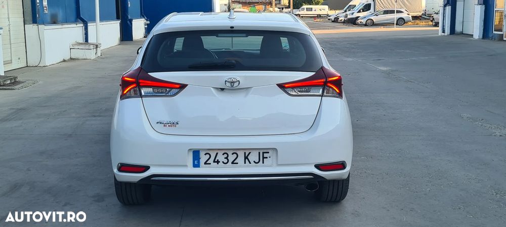 Toyota Auris 1.2 L Turbo Luna - 13