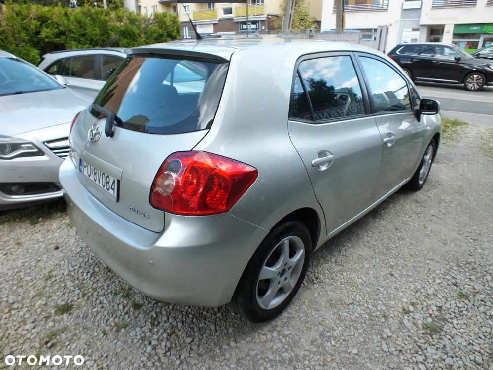 Toyota Auris - 7