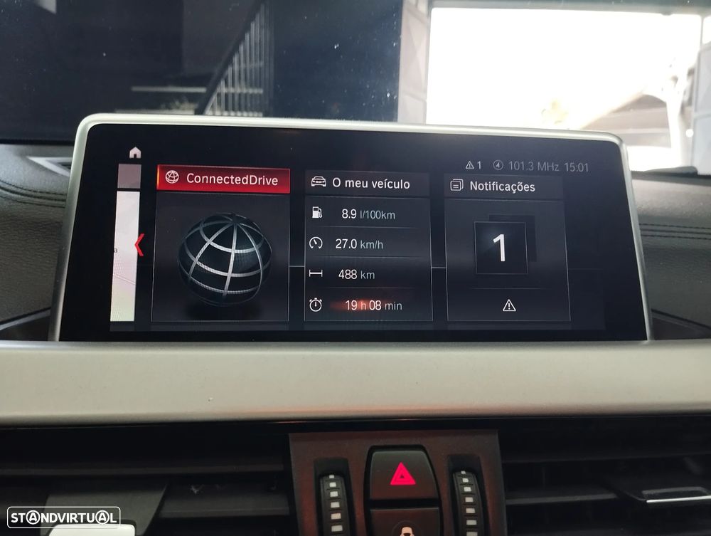 BMW X2 18 d sDrive Auto — fotografia 30