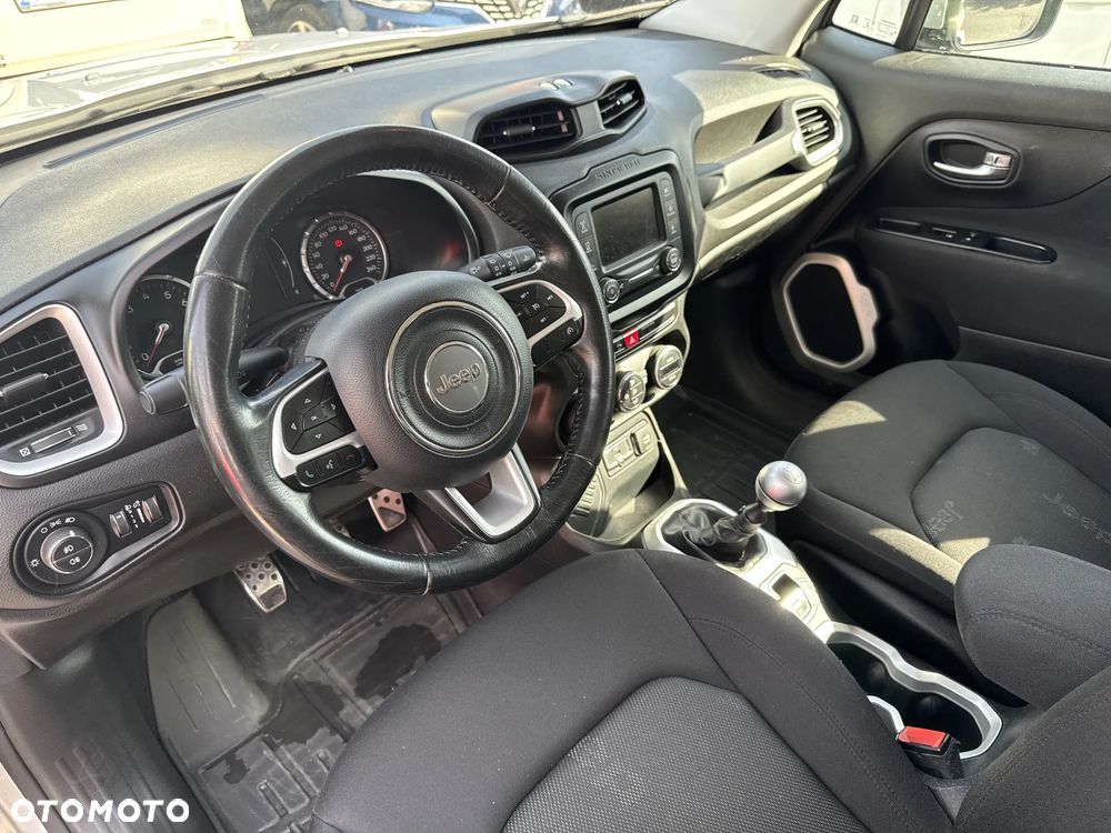 Jeep Renegade 1.6 E-TorQ Longitude FWD - 9