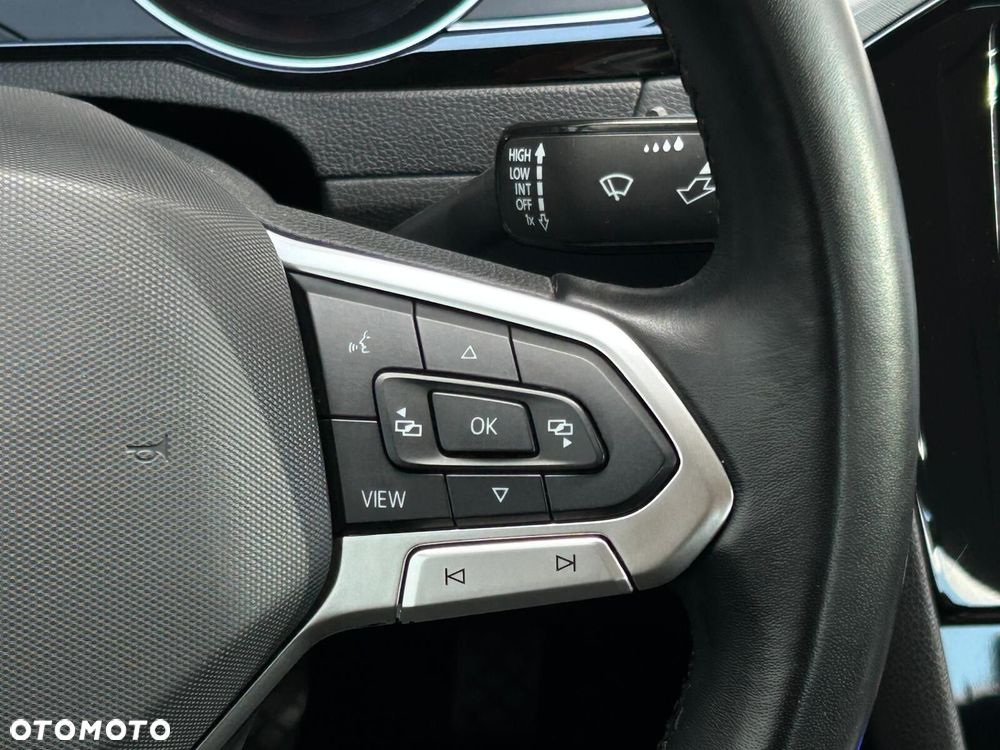 Volkswagen Passat - 22