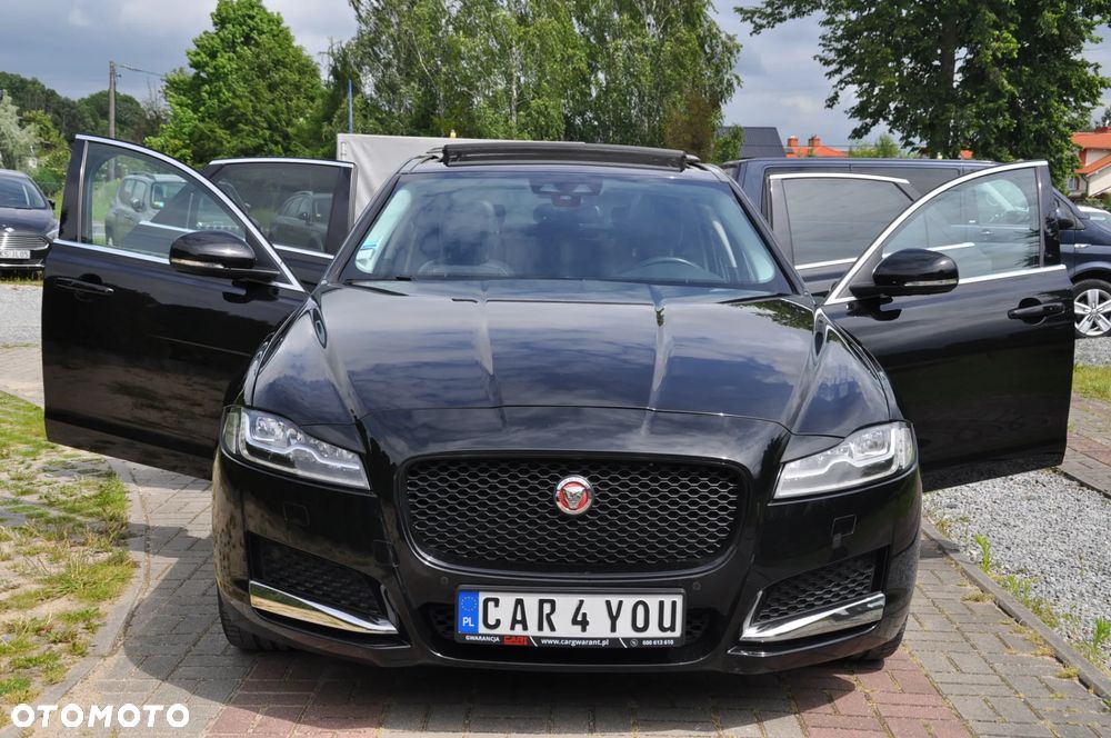 Jaguar XF 20d R-Sport - 23