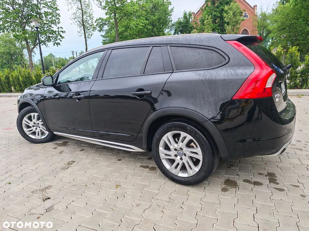 Volvo V60 Cross Country D3 Geartronic Momentum - 5
