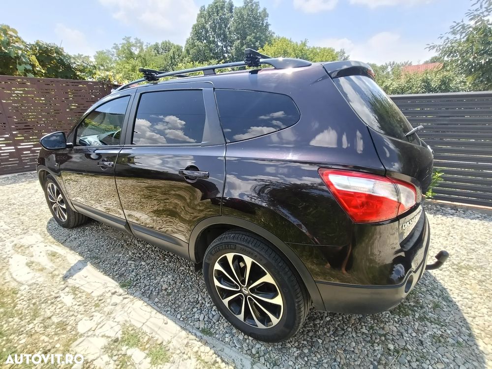 Nissan Qashqai 2.0 DCI 4 x 4 DPF Aut tekna - 24