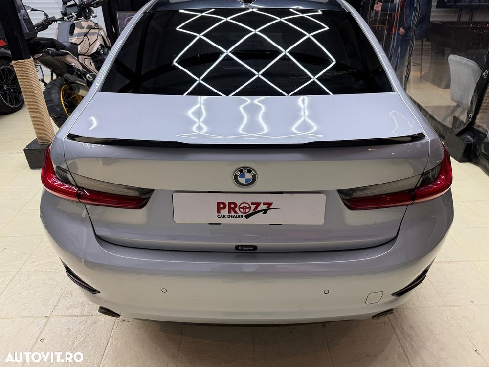 BMW Seria 3 320i AT - 5