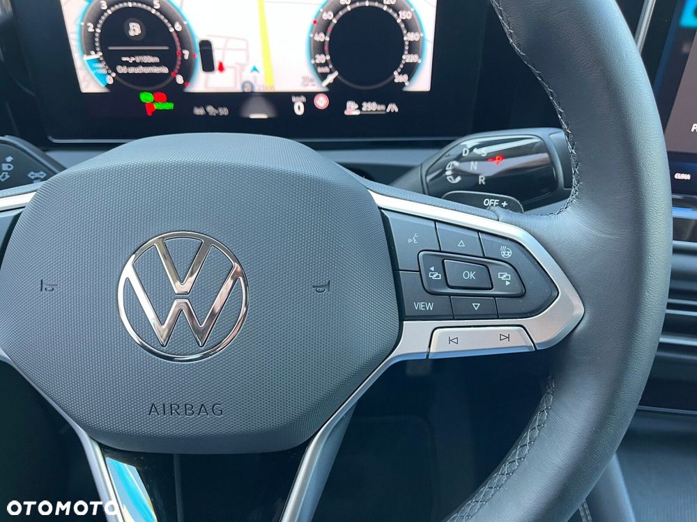 Volkswagen Tiguan - 29