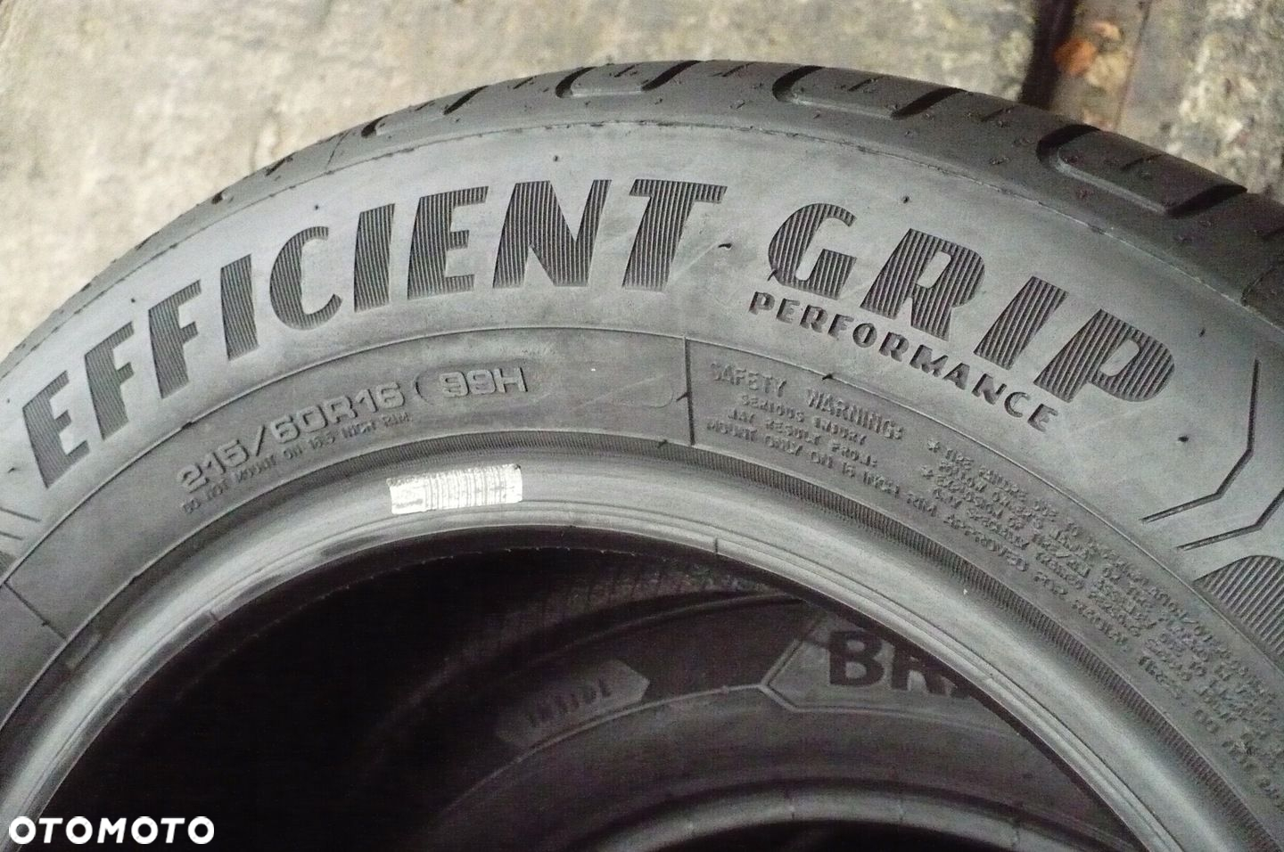 2x GOODYEAR Efficientgrip Performance 215/60R16 6,5mm-6,9mm 2023 - 4