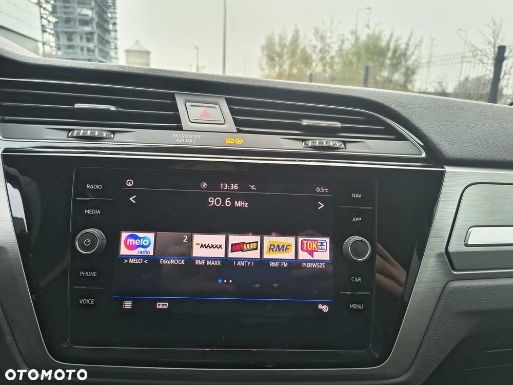 Volkswagen Touran - 6