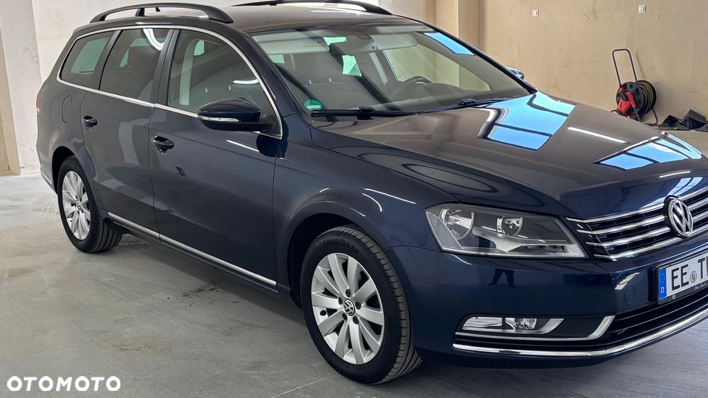 Volkswagen Passat 1.6 TDI BlueMotion Technology Highline - 4