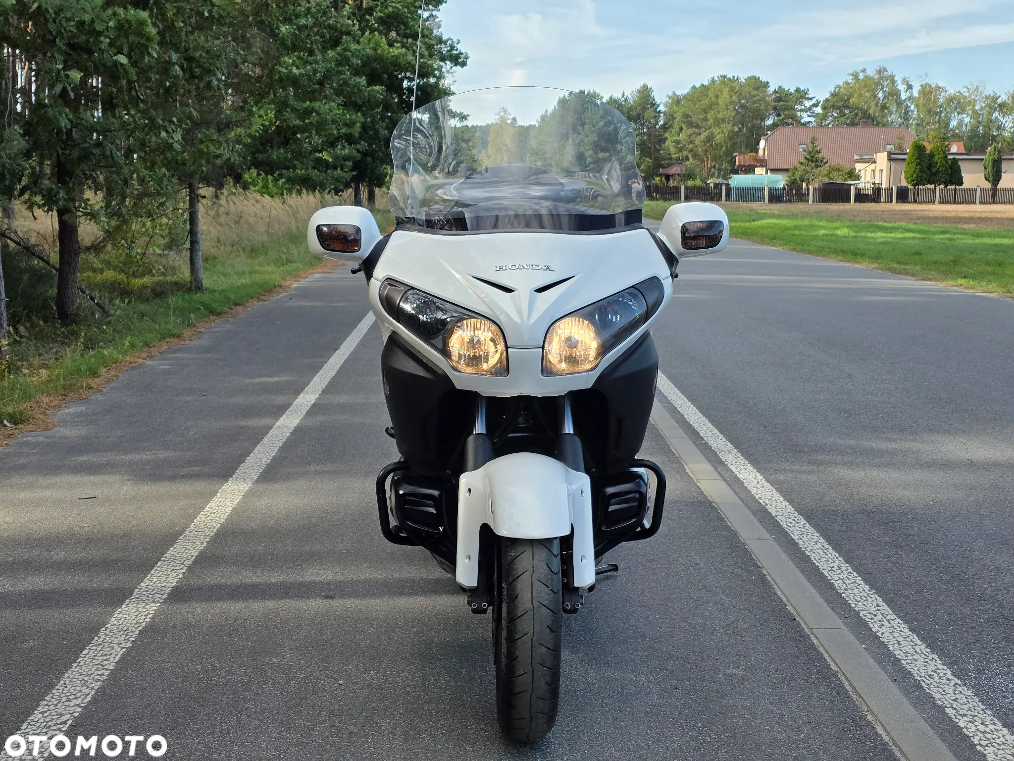Honda GL - 9