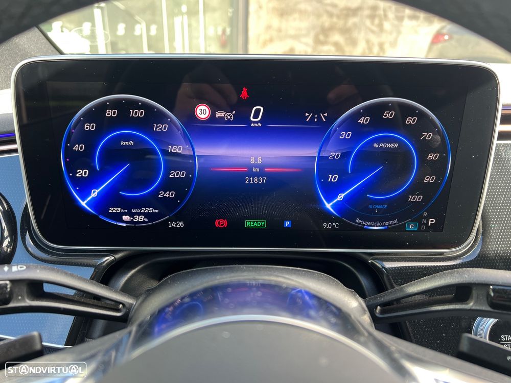 Mercedes-Benz EQE 300 Electric Art - 9