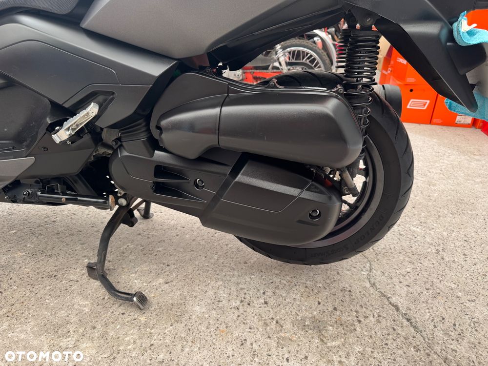 Yamaha X-max - 20