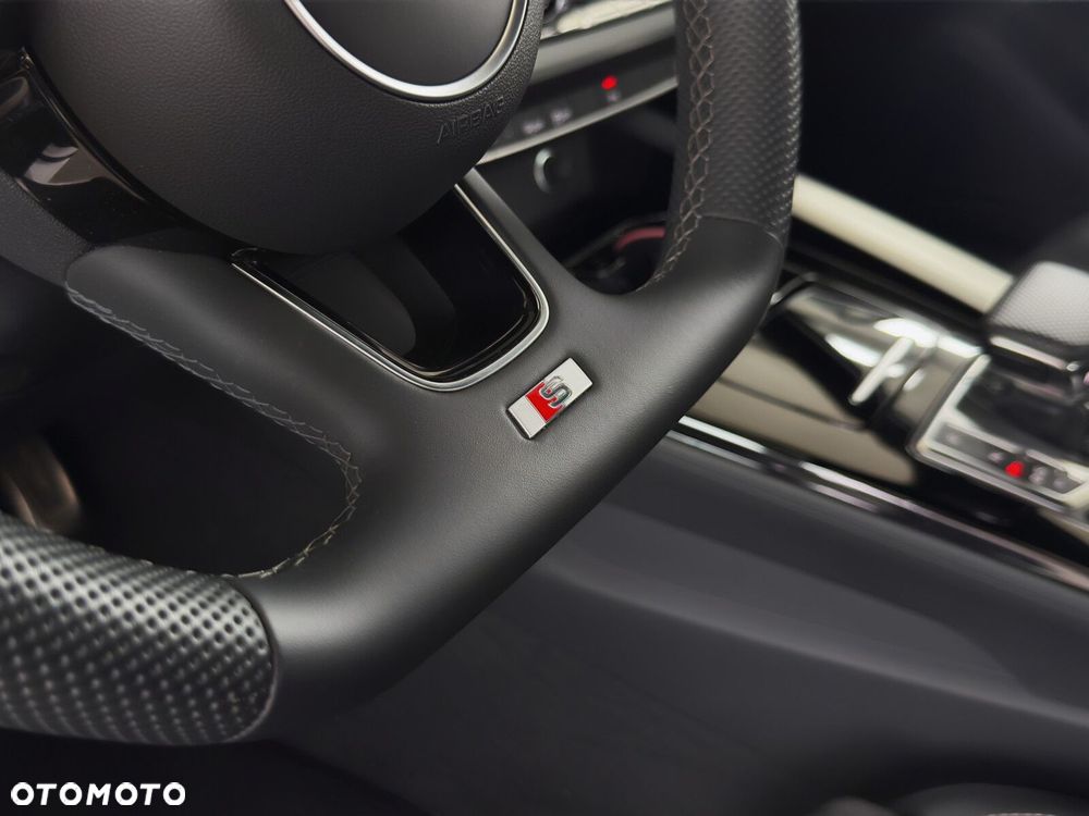 Audi A4 Limousine - 26