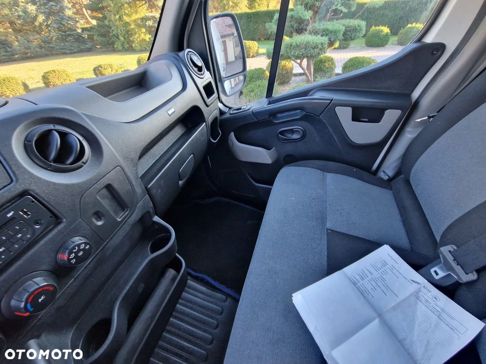 Renault Master - 30