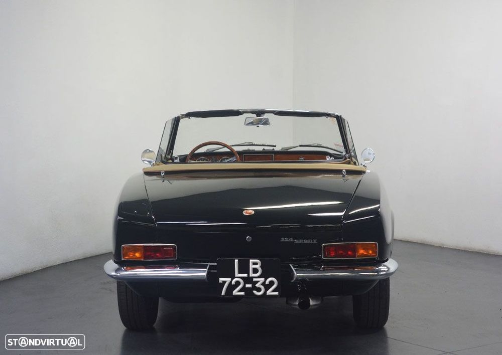 Fiat 124 Spider - 8