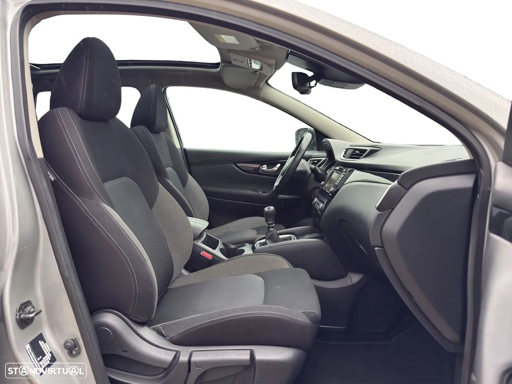 Nissan Qashqai 1.3 DIG-T N-Connecta J18 - 14
