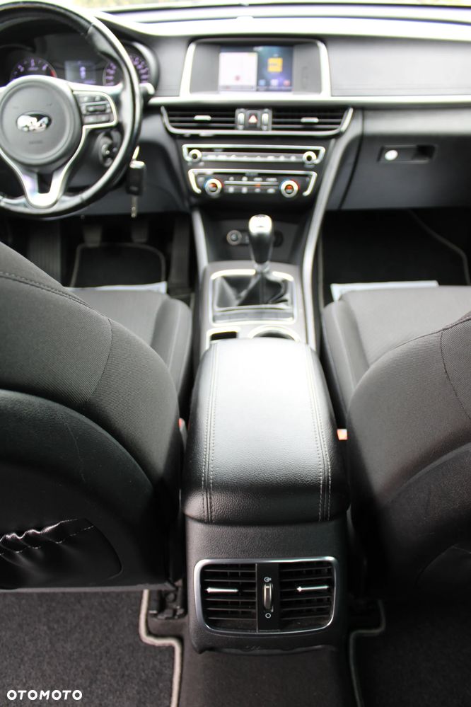 Kia Optima 1.7 CRDI L - 27