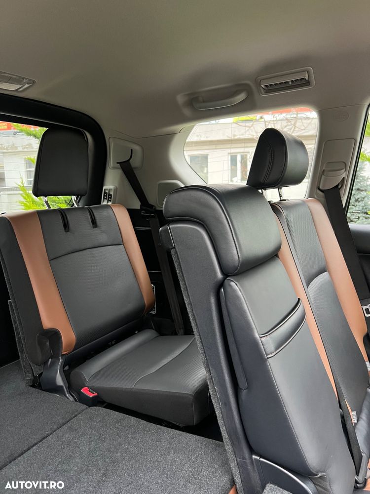 Toyota Land Cruiser 2.8l D-4D 204 CP A/T 7 locuri Luxury AVS Black - 36