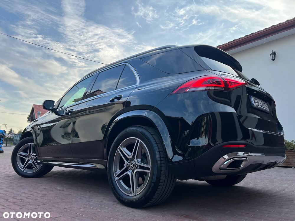 Mercedes-Benz GLE 300 d 4Matic 9G-TRONIC AMG Line - 13