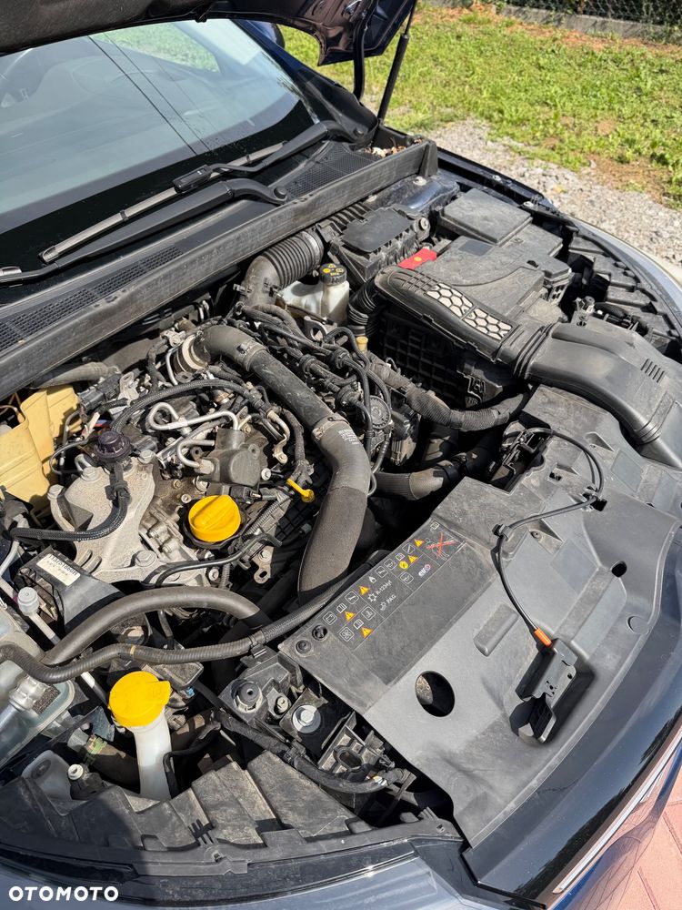 Renault Megane ENERGY TCe 140 EDC BOSE EDITION - 14